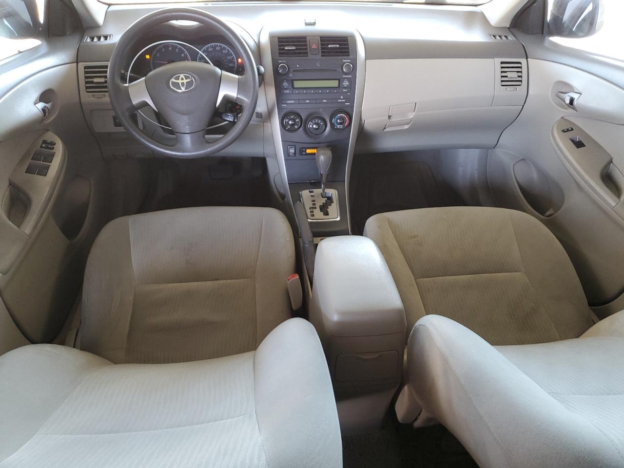 2010 Toyota Corolla Base VIN: 2T1BU4EE4AC463582 Lot: 82332405