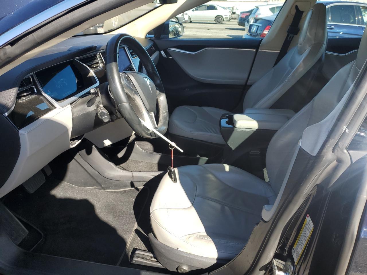 2013 Tesla Model S VIN: 5YJSA1CG4DFP09431 Lot: 87044275