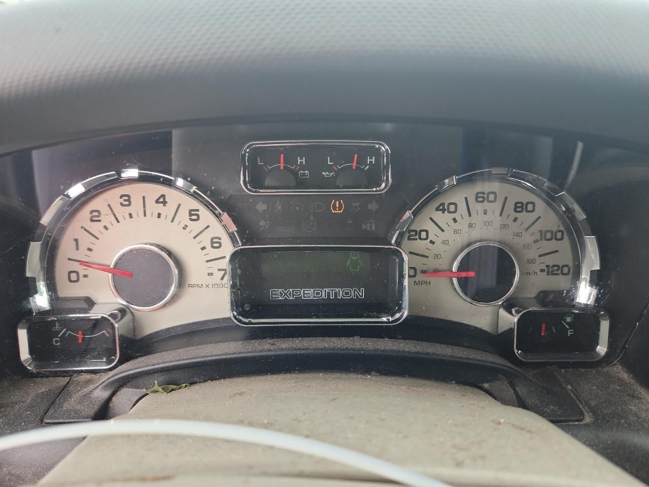 2013 Ford Expedition Limited VIN: 1FMJU2A54DEF59411 Lot: 84605155