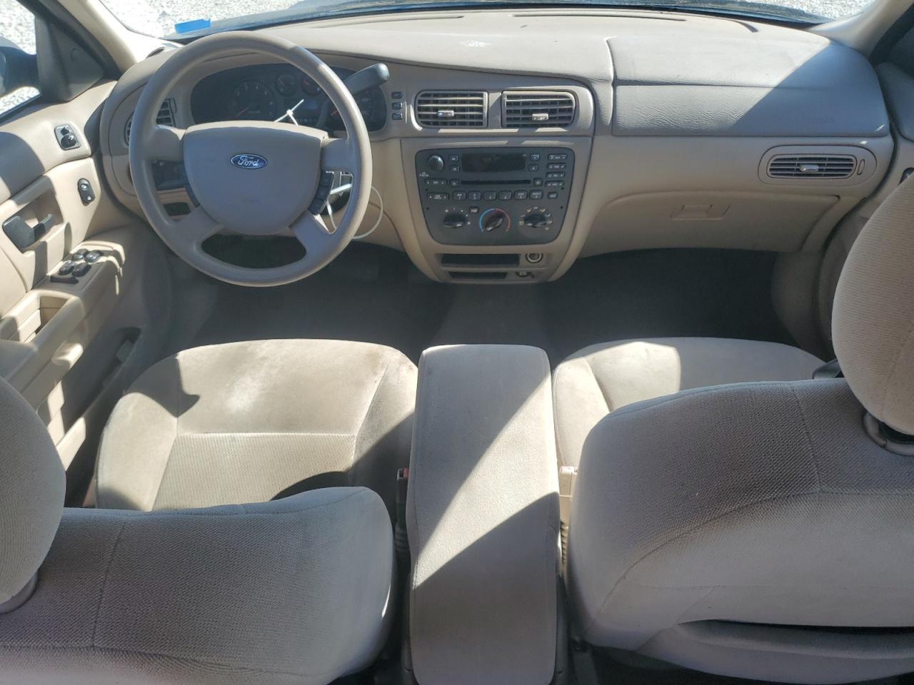 2004 Ford Taurus VIN: 1FAFP55294A193414 Lot: 81962975
