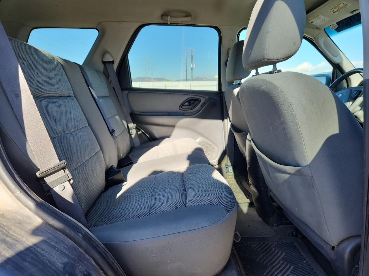 2005 Ford Escape Xlt VIN: 1FMYU93175KA61112 Lot: 86331135