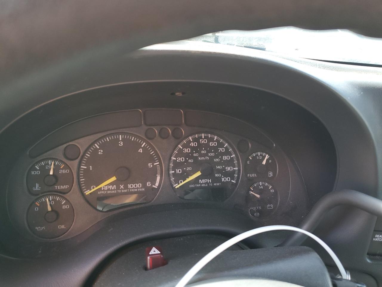 2000 Chevrolet Blazer VIN: 1GNDT13W7Y2318669 Lot: 84864105