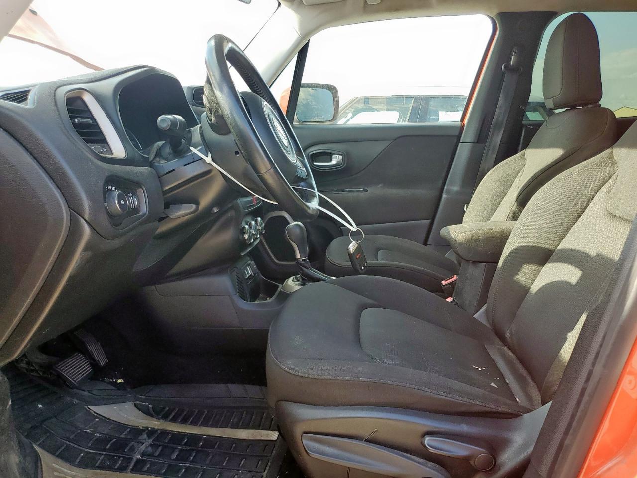 2016 Jeep Renegade Latitude VIN: ZACCJABT3GPD84917 Lot: 85712935