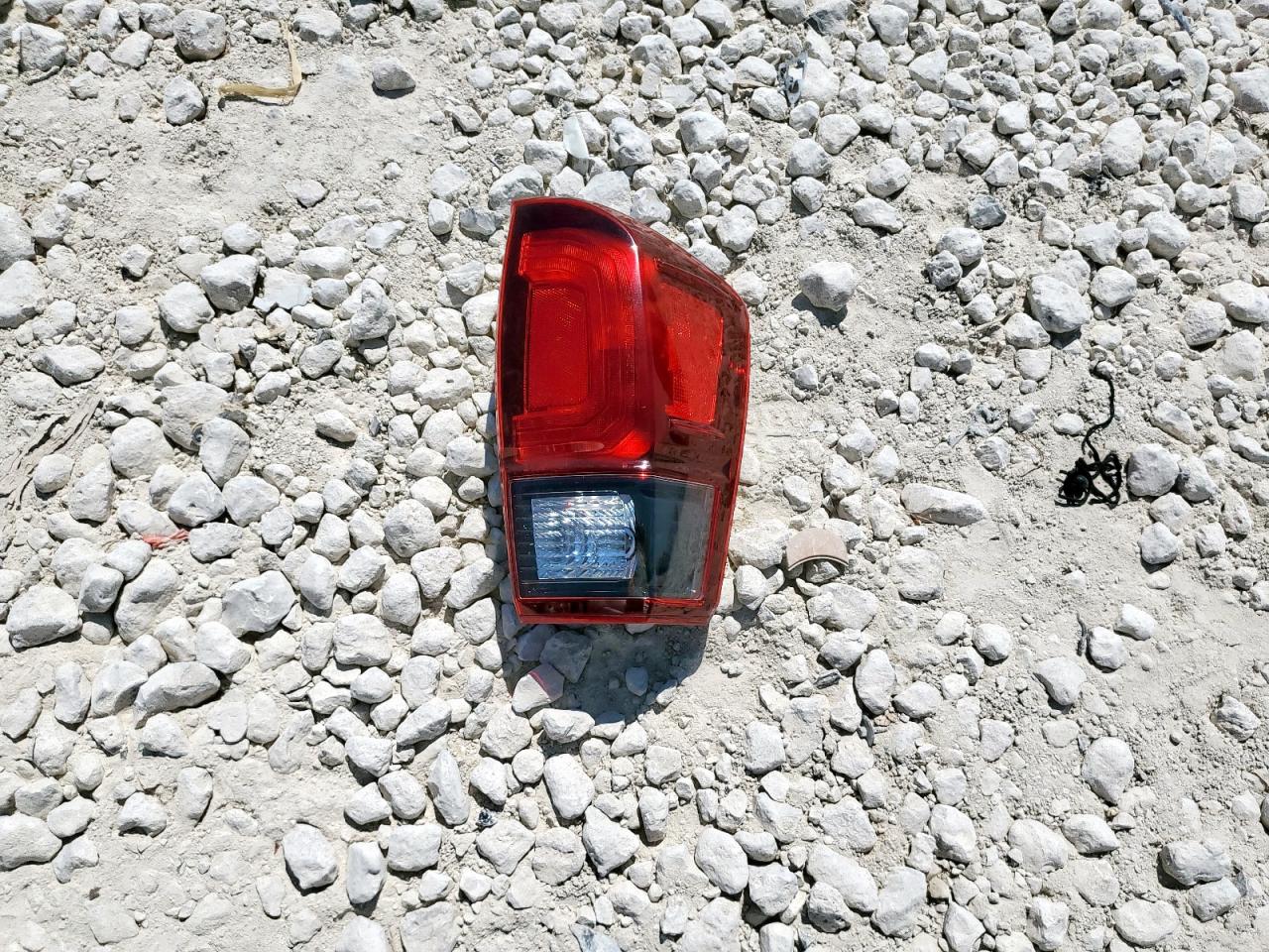 2021 Toyota Tacoma Double Cab VIN: 3TYAX5GN4MT013758 Lot: 84481175