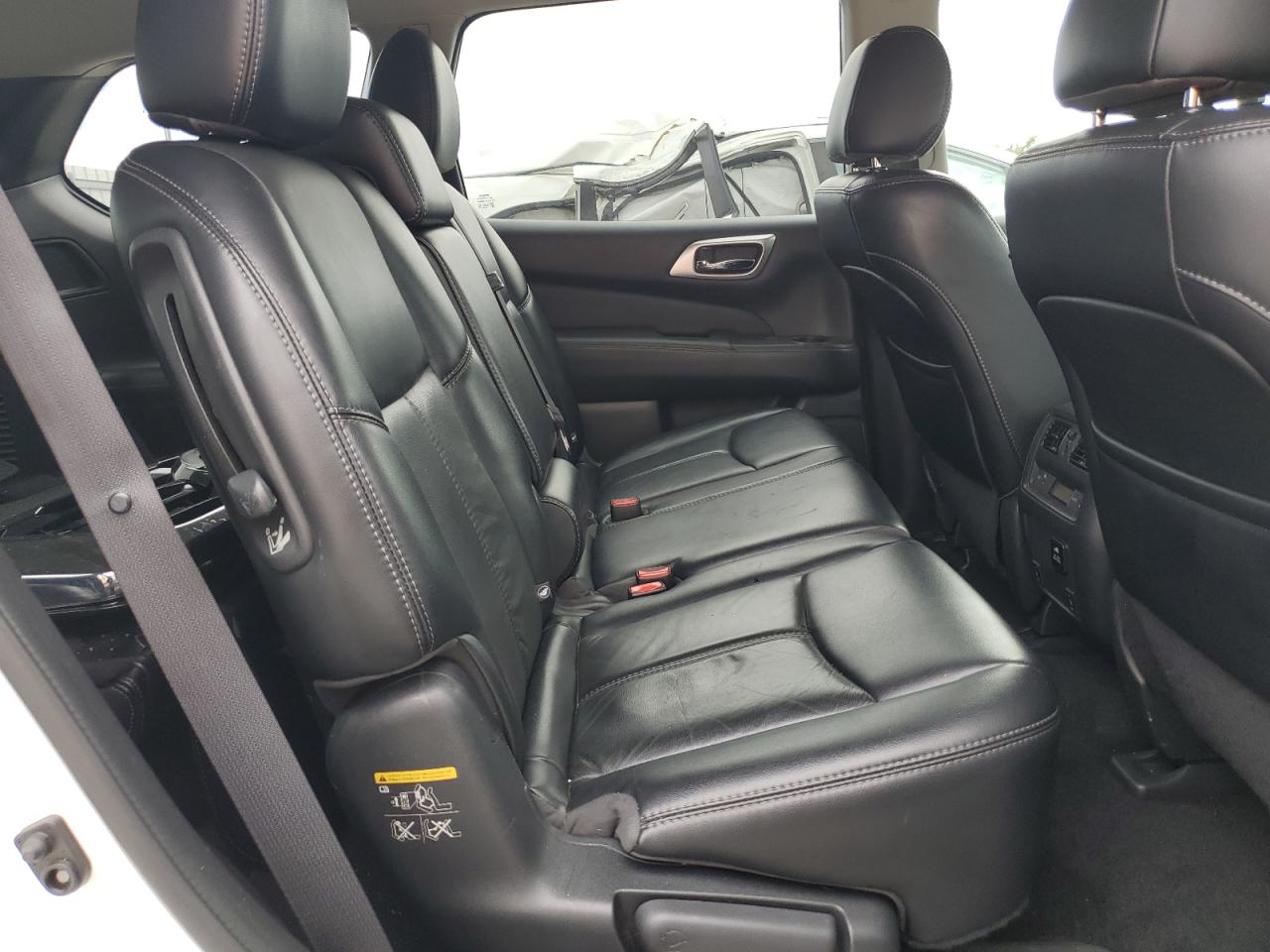 2017 Nissan Pathfinder S VIN: 5N1DR2MN3HC695220 Lot: 85271635