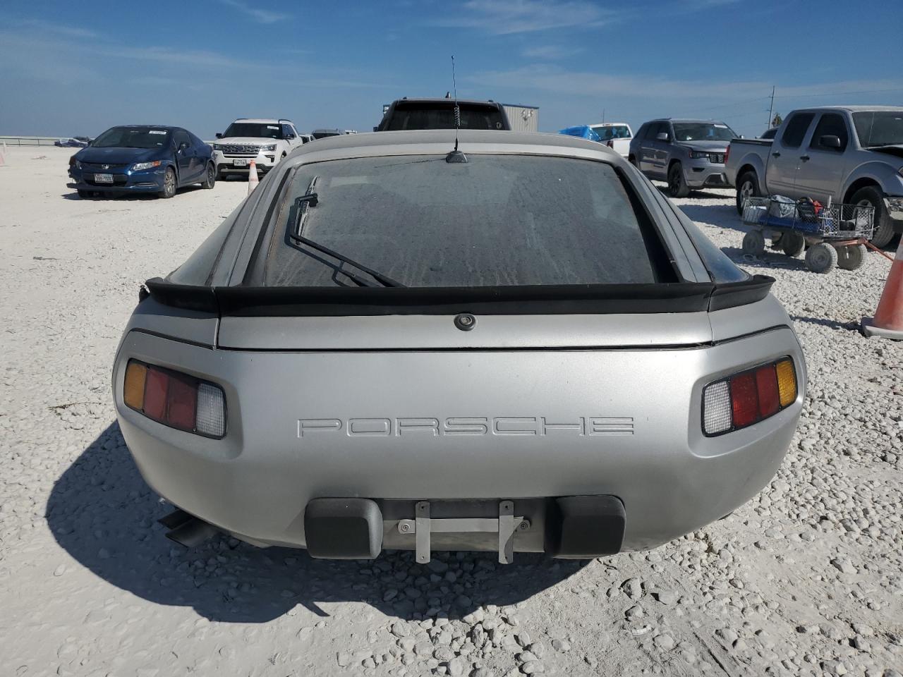 1983 Porsche 928 S VIN: WP0JB0928DS860449 Lot: 87301765