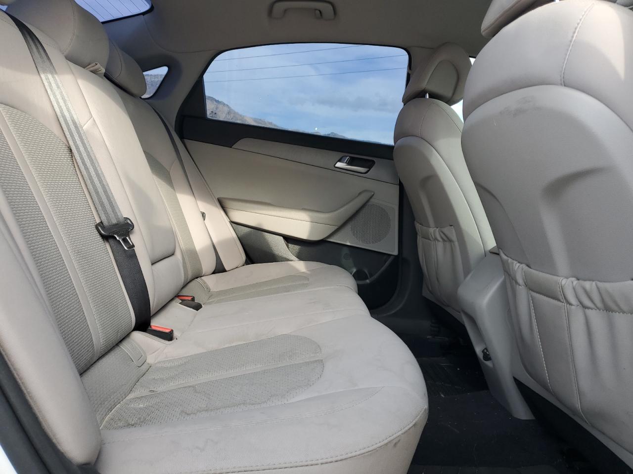 2015 Hyundai Sonata Se VIN: 5NPE24AF6FH217056 Lot: 81803905