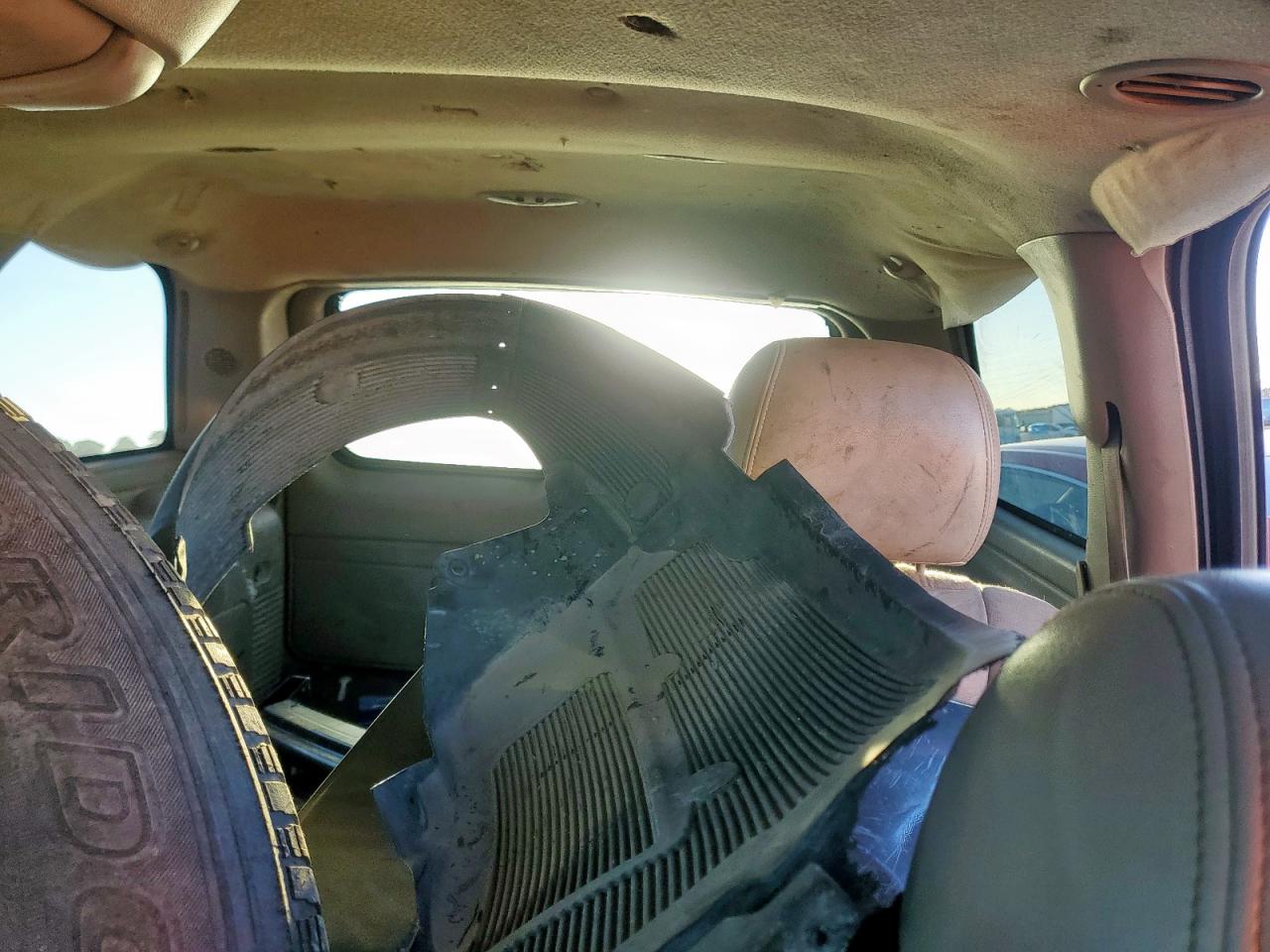 2004 Chevrolet Tahoe K1500 VIN: 1GNEK13Z14R320890 Lot: 90498065