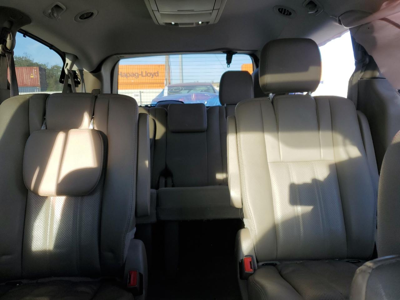 2016 Chrysler Town & Country Touring L VIN: 2C4RC1CG2GR188825 Lot: 83841265