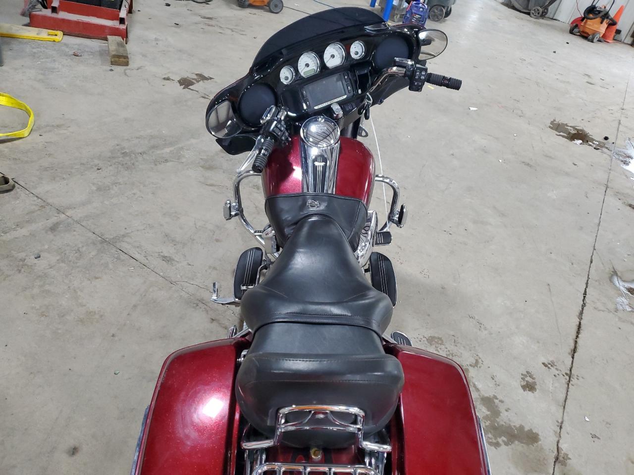 2017 Harley-Davidson Flhxs Street Glide Special VIN: 1HD1KRC19HB647289 Lot: 82477915