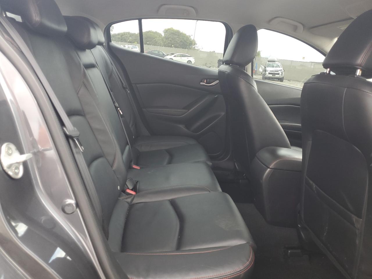 2014 Mazda 3 Touring VIN: JM1BM1L34E1140627 Lot: 82402415