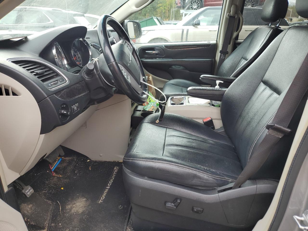 2016 Chrysler Town & Country Touring VIN: 2C4RC1BG5GR120004 Lot: 86076185