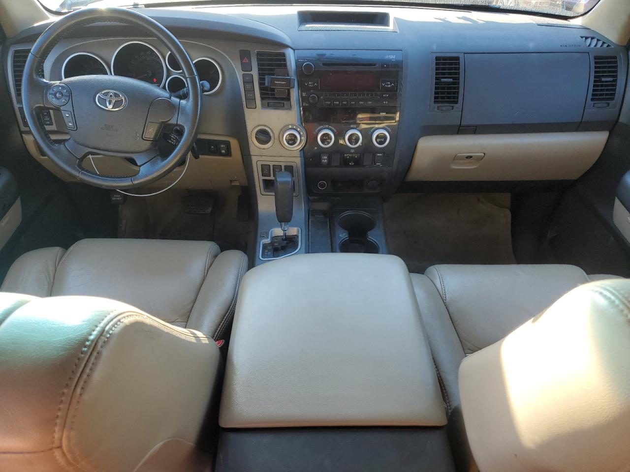 2010 Toyota Sequoia Sr5 VIN: 5TDBY5G15AS029778 Lot: 84444815