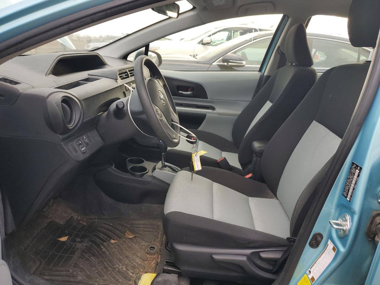 2014 Toyota Prius C VIN: JTDKDTB34E1083424 Lot: 90085915