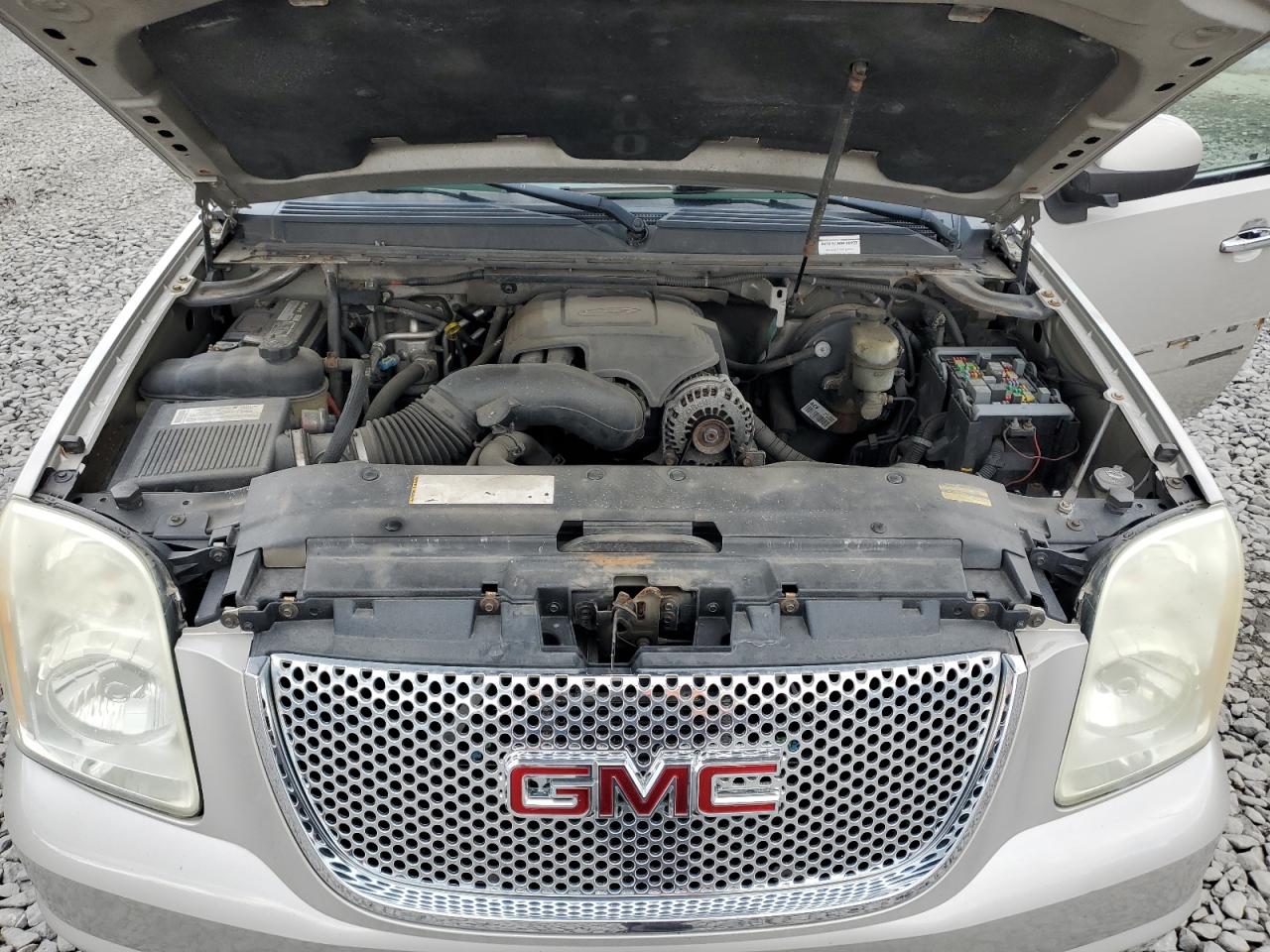 2007 GMC Yukon Xl Denali VIN: 1GKFK66887J239485 Lot: 82671725