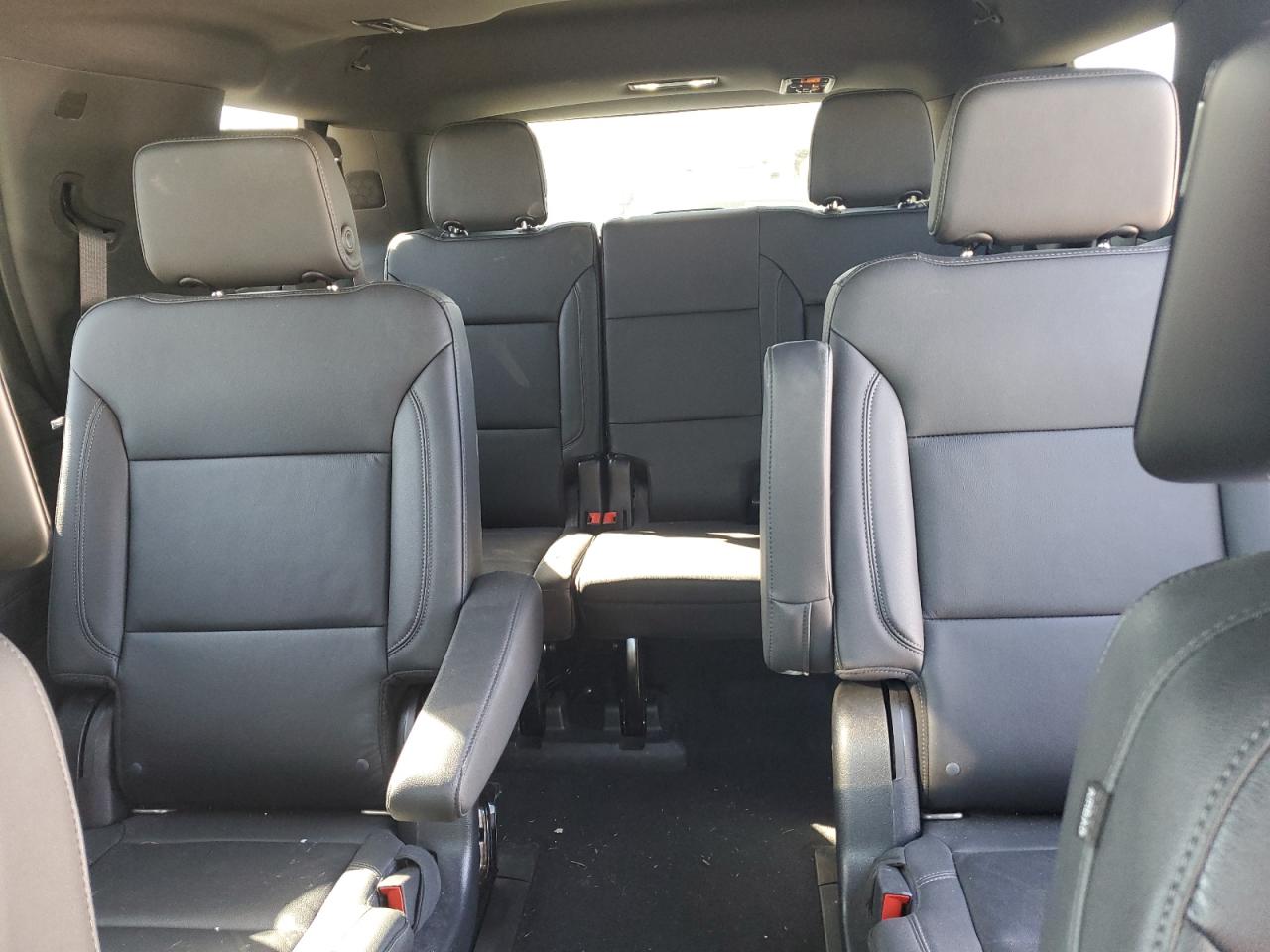 2022 Chevrolet Tahoe K1500 Z71 VIN: 1GNSKPKL8NR141525 Lot: 87077425