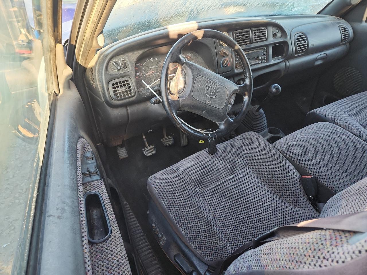 2001 Dodge Ram 2500 VIN: 3B7KF23711G193929 Lot: 82332645