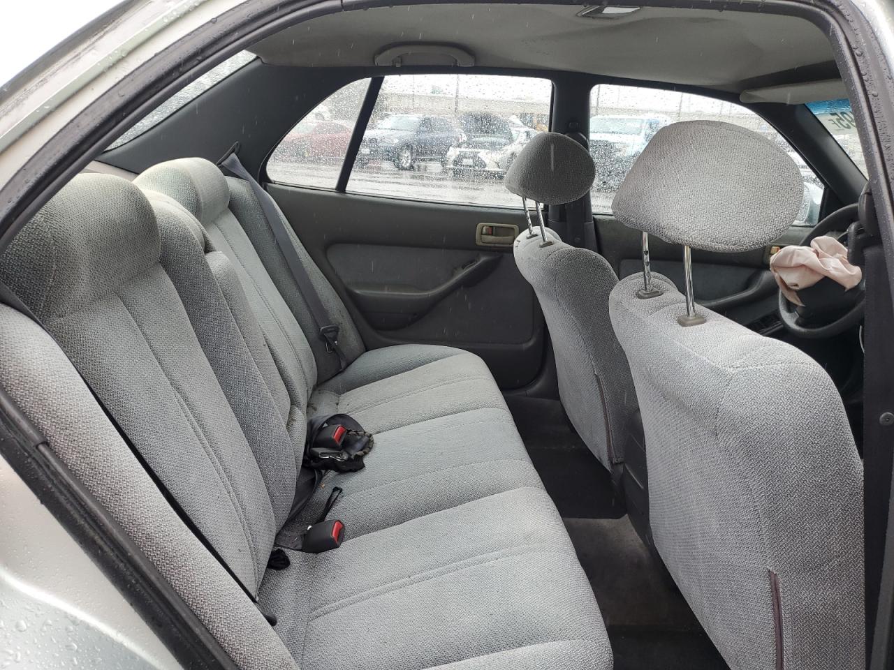 1994 Toyota Camry Le VIN: 4T1SK12E2RU384575 Lot: 86285195