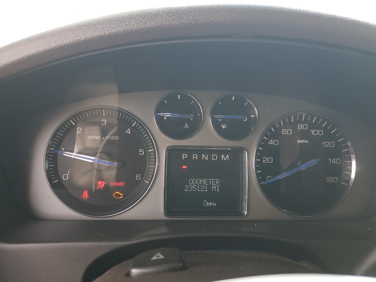 2007 Cadillac Escalade Luxury VIN: 1GYFK63847R223747 Lot: 87095425