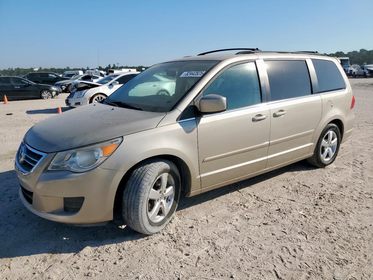 2009 Volkswagen Routan Se