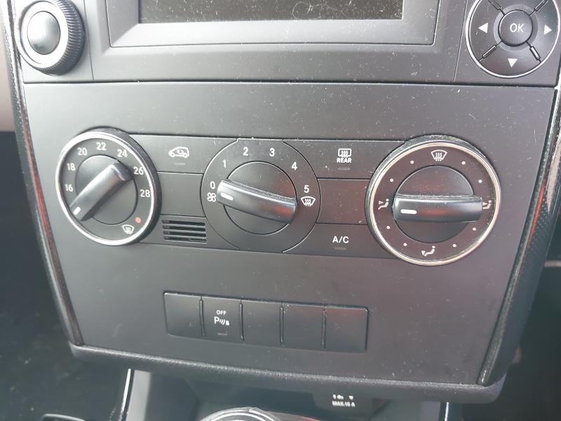 2009 MERCEDES  
