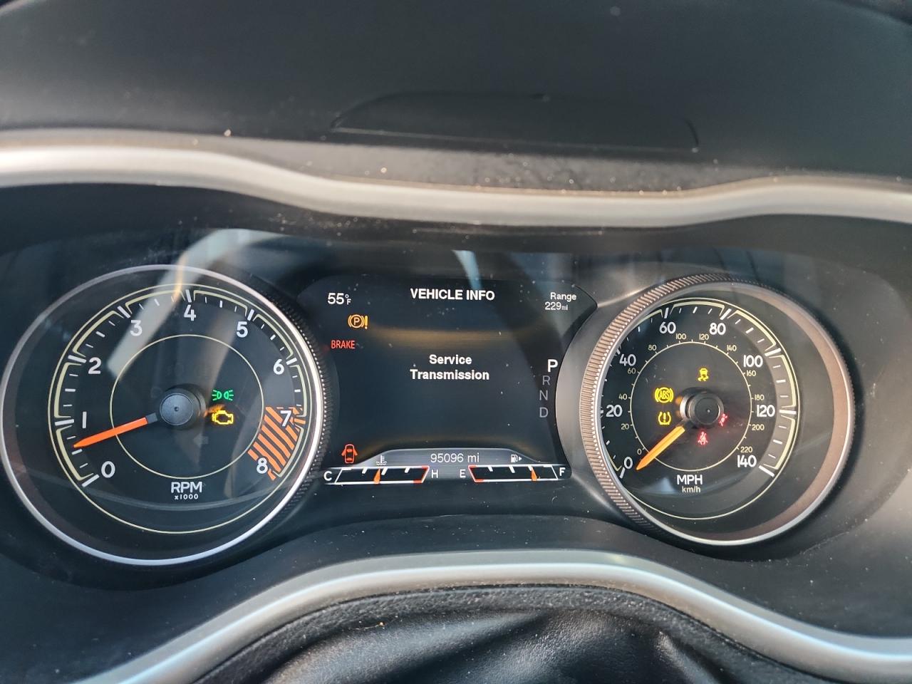 2015 Jeep Cherokee Trailhawk VIN: 1C4PJMBS2FW575451 Lot: 89872475