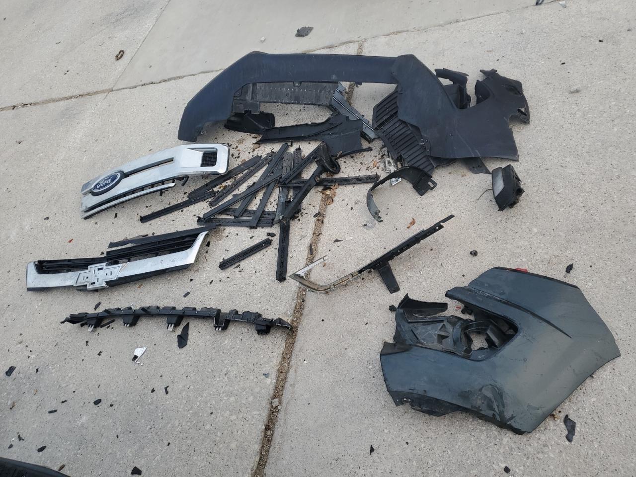 2017 Chevrolet Colorado VIN: 1GCHTBENXH1180023 Lot: 90257435