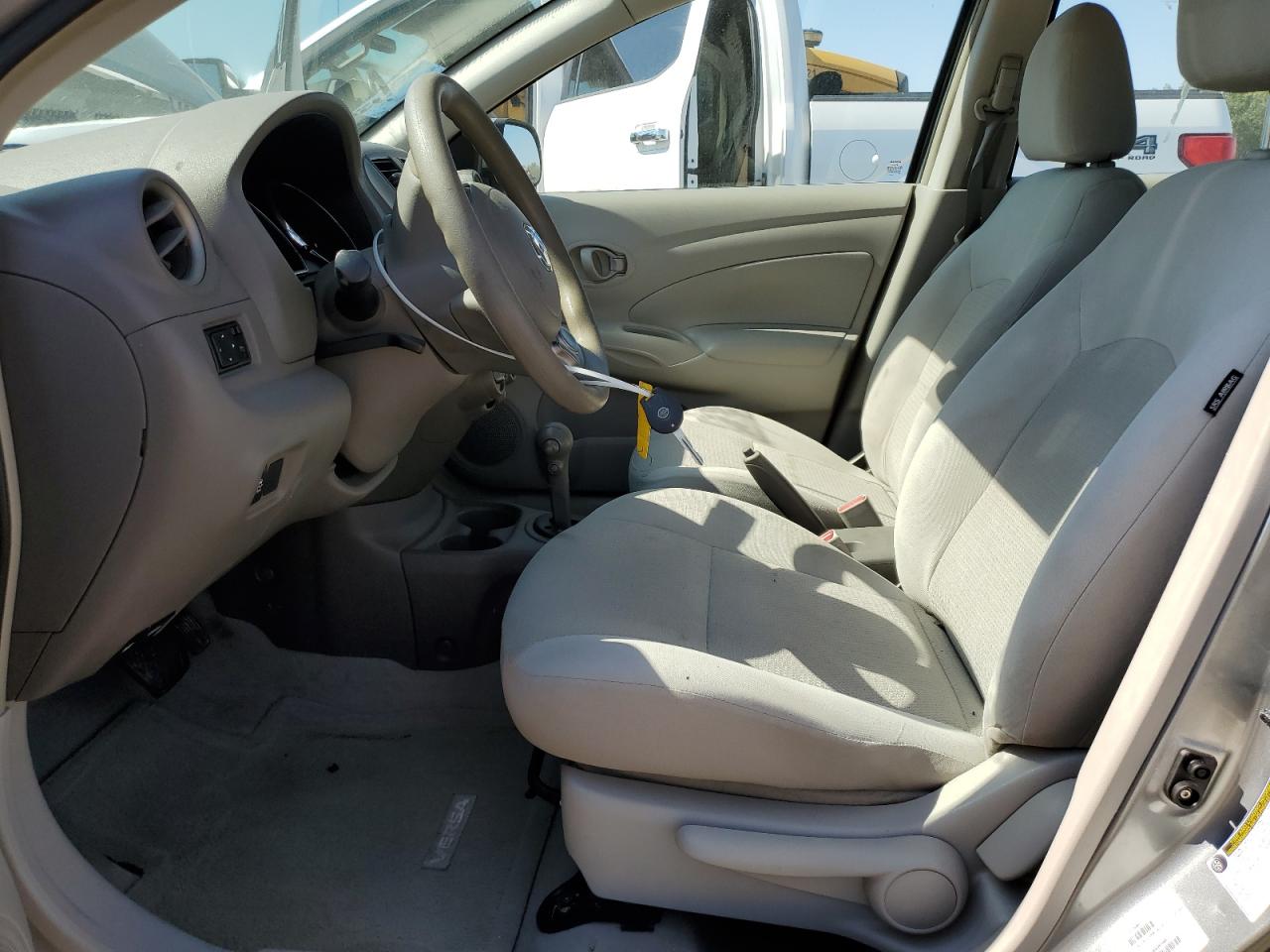 2012 Nissan Versa S VIN: 3N1CN7AP7CL843240 Lot: 86607435