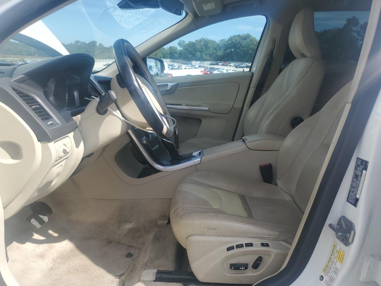 2015 Volvo Xc60 T5 Premier VIN: YV4612RK0F2629419 Lot: 85158295