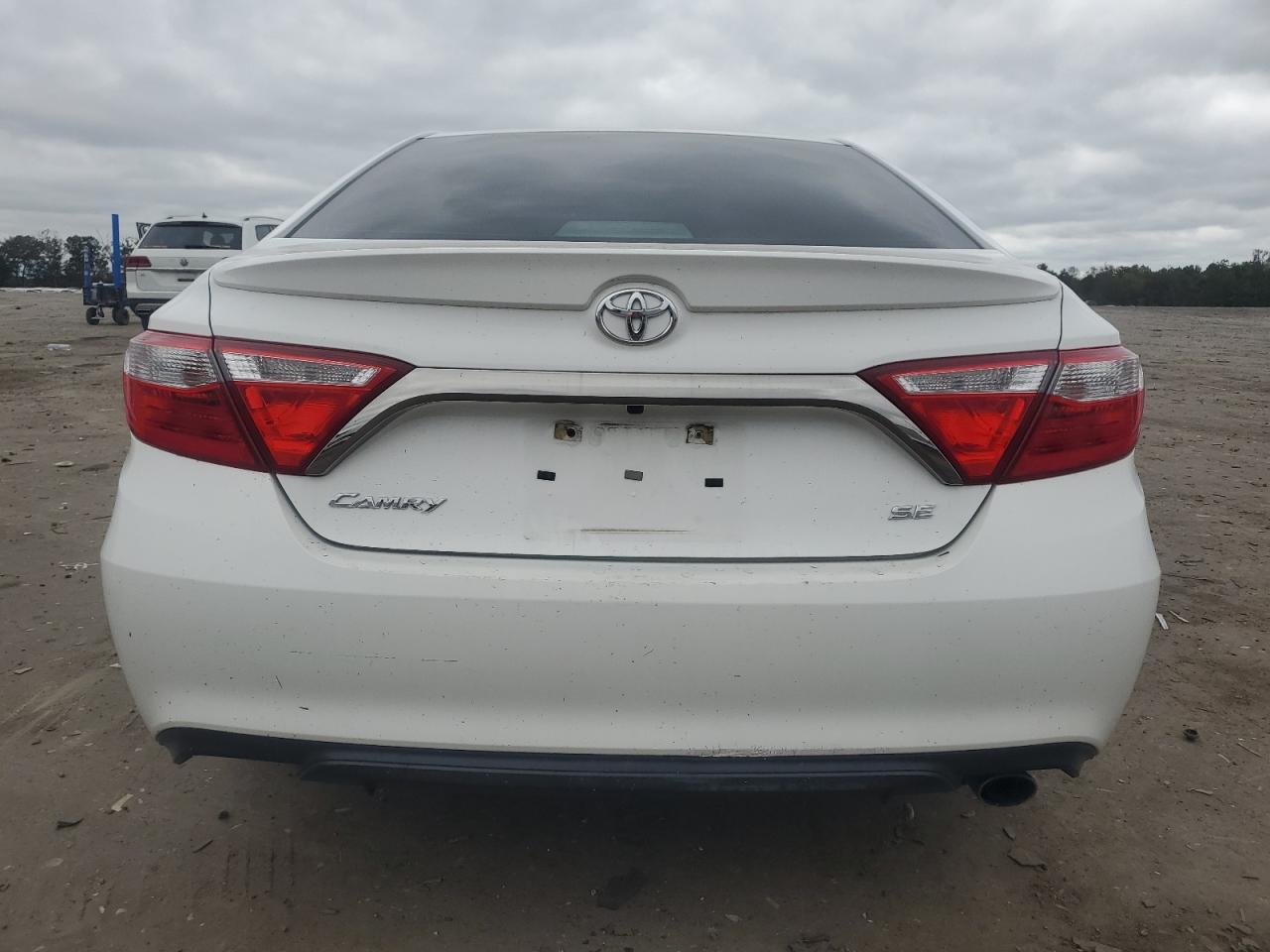 2016 Toyota Camry Le VIN: 4T1BF1FK7GU182770 Lot: 86155215