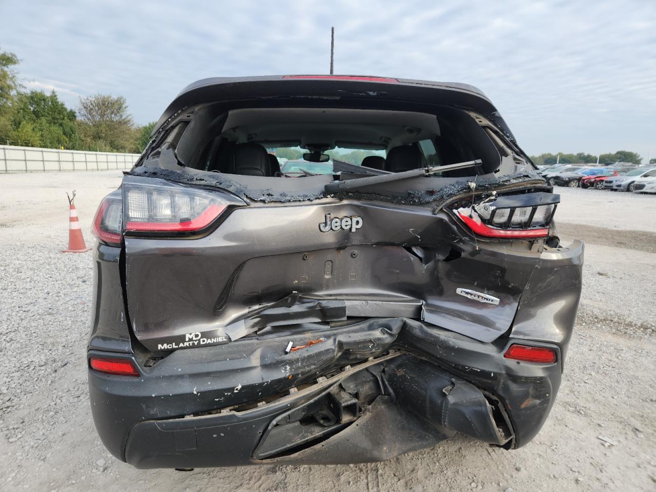 2019 Jeep Cherokee Latitude Plus VIN: 1C4PJLLB6KD249201 Lot: 86637575