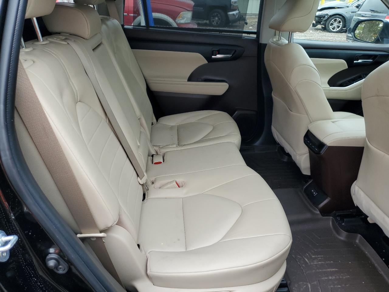 2022 Toyota Highlander Xle VIN: 5TDGZRBH3NS571515 Lot: 86284865