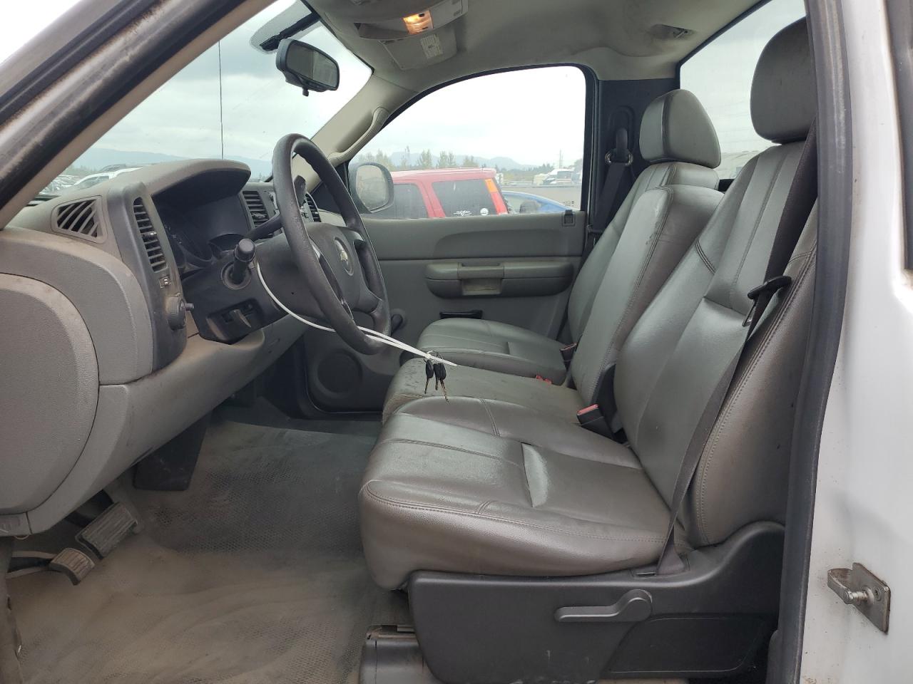 2008 Chevrolet Silverado C1500 VIN: 1GCEC14X18Z270811 Lot: 82322375