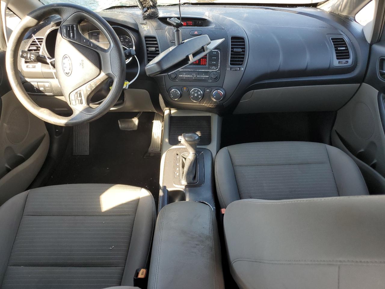 2015 Kia Forte Lx VIN: KNAFX4A62F5409092 Lot: 85944895