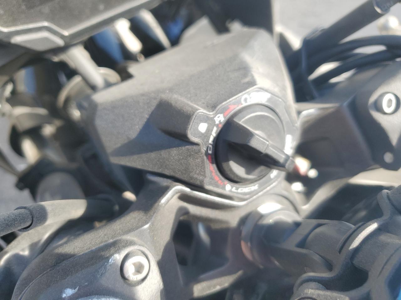 2025 Kawasaki Ex500 A VIN: ML5EXGJ16SDA47382 Lot: 84897125