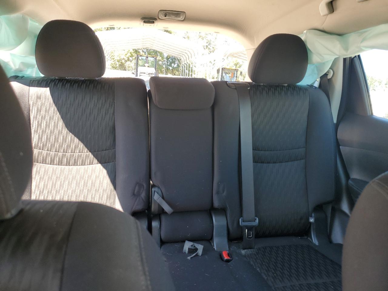 2019 Nissan Rogue S VIN: 5N1AT2MT1KC819026 Lot: 87064275