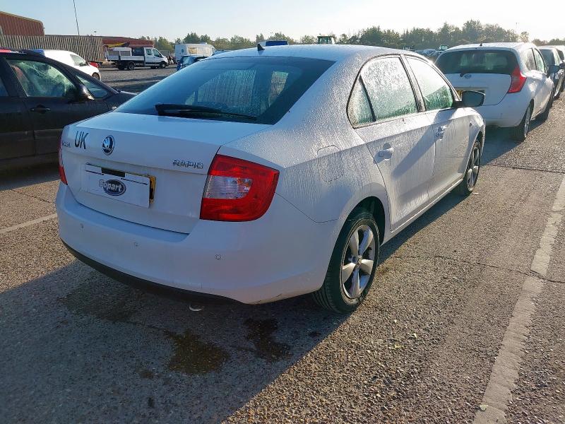 2015 SKODA RAPID SE TSI 
