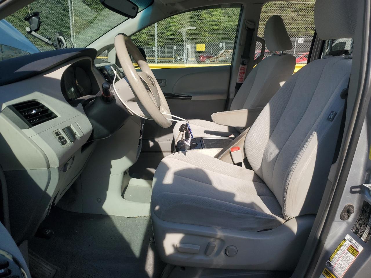 2011 Toyota Sienna Le VIN: 5TDKK3DC7BS089252 Lot: 84197245