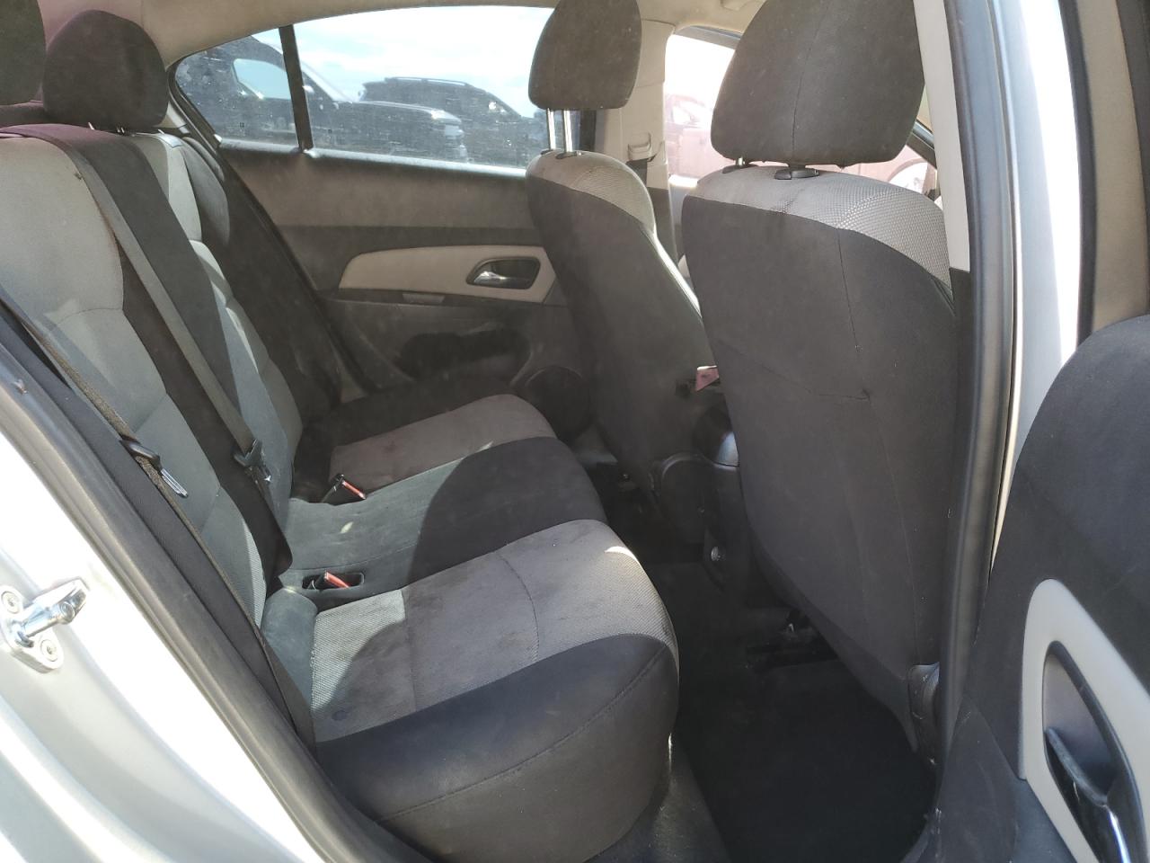 2016 Chevrolet Cruze Limited Ls VIN: 1G1PC5SH4G7189400 Lot: 82361995