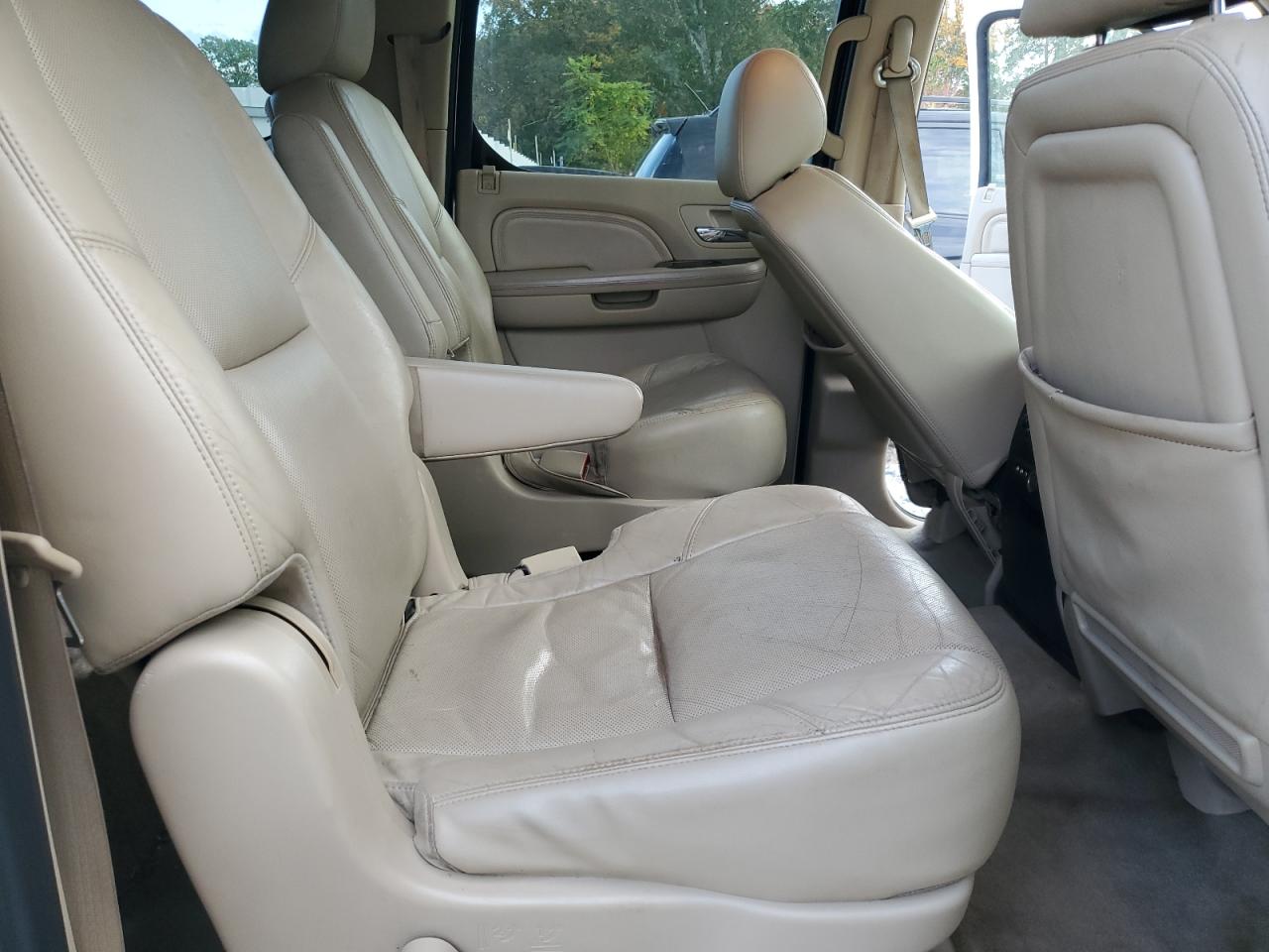 2013 Cadillac Escalade Esv Luxury VIN: 1GYS4HEF4DR303318 Lot: 82030375