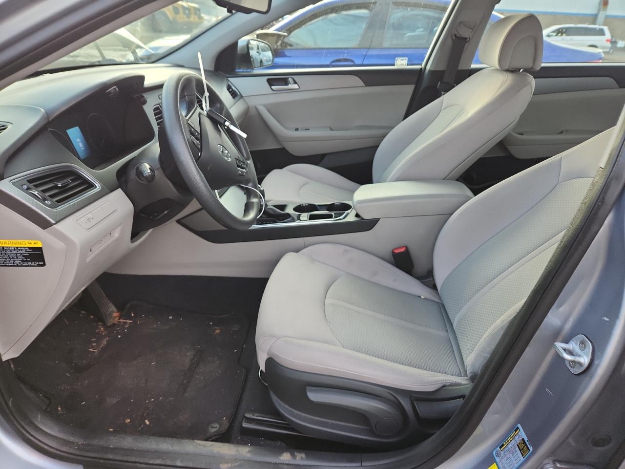 2016 Hyundai Sonata Se VIN: 5NPE24AF5GH425737 Lot: 82533595