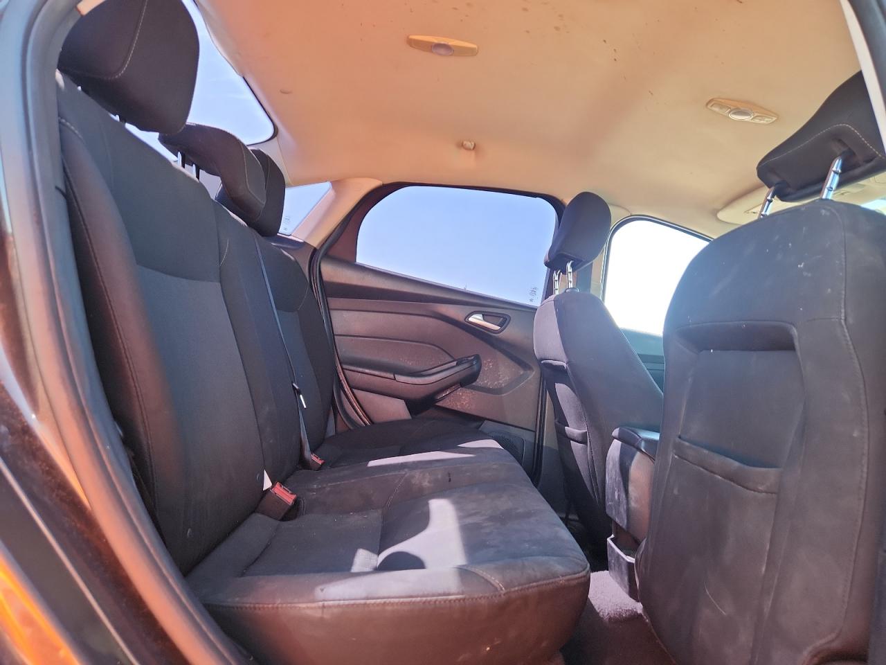 2015 Ford Focus Se VIN: 1FADP3F28FL314919 Lot: 82295975