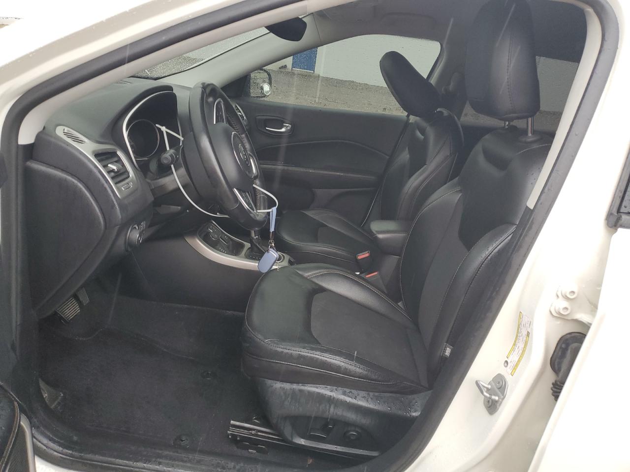 2019 Jeep Compass Latitude VIN: 3C4NJDBB2KT695998 Lot: 82258115