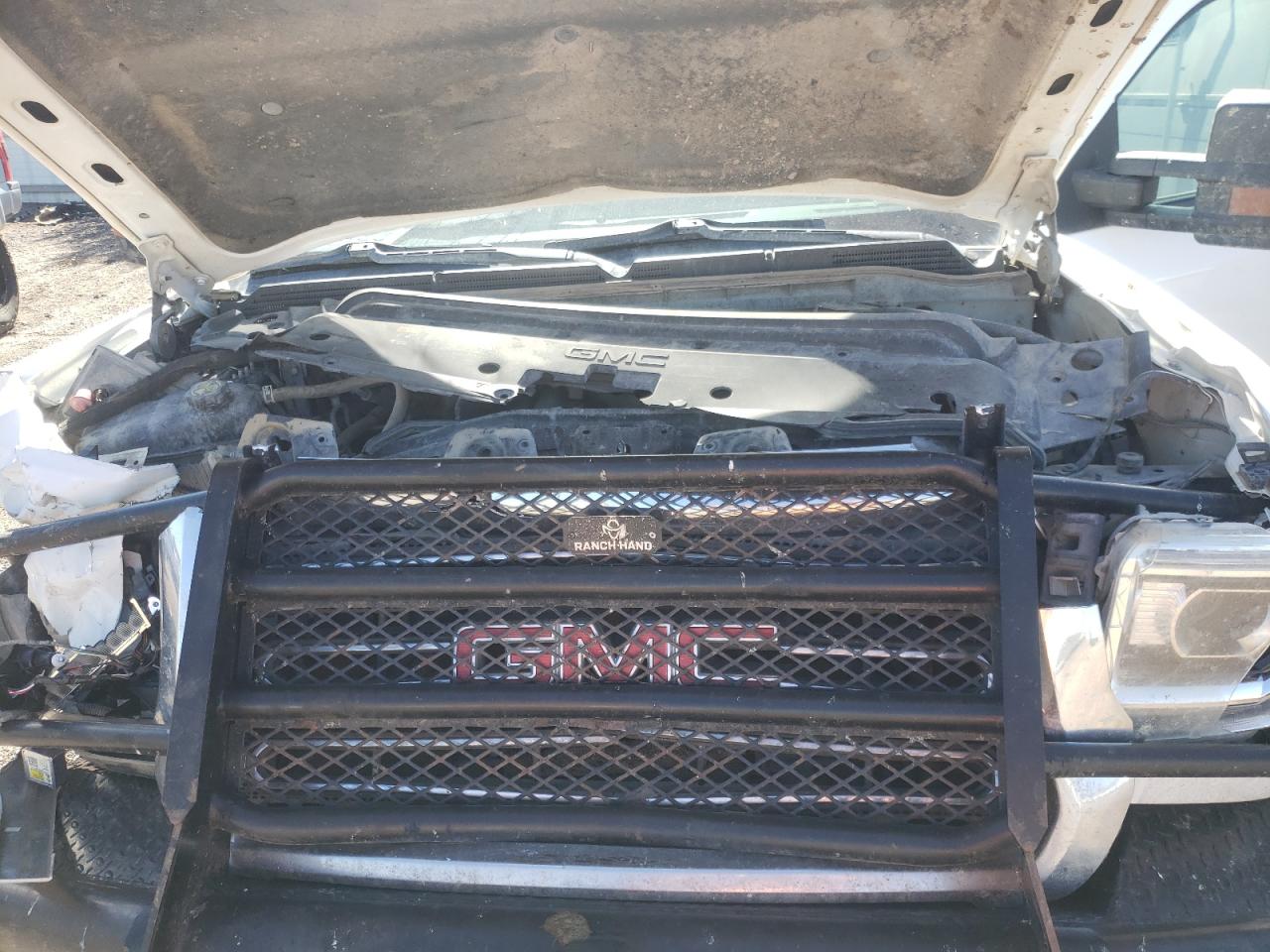 2018 GMC Sierra K2500 Heavy Duty VIN: 1GD22REG2JZ285502 Lot: 84067035