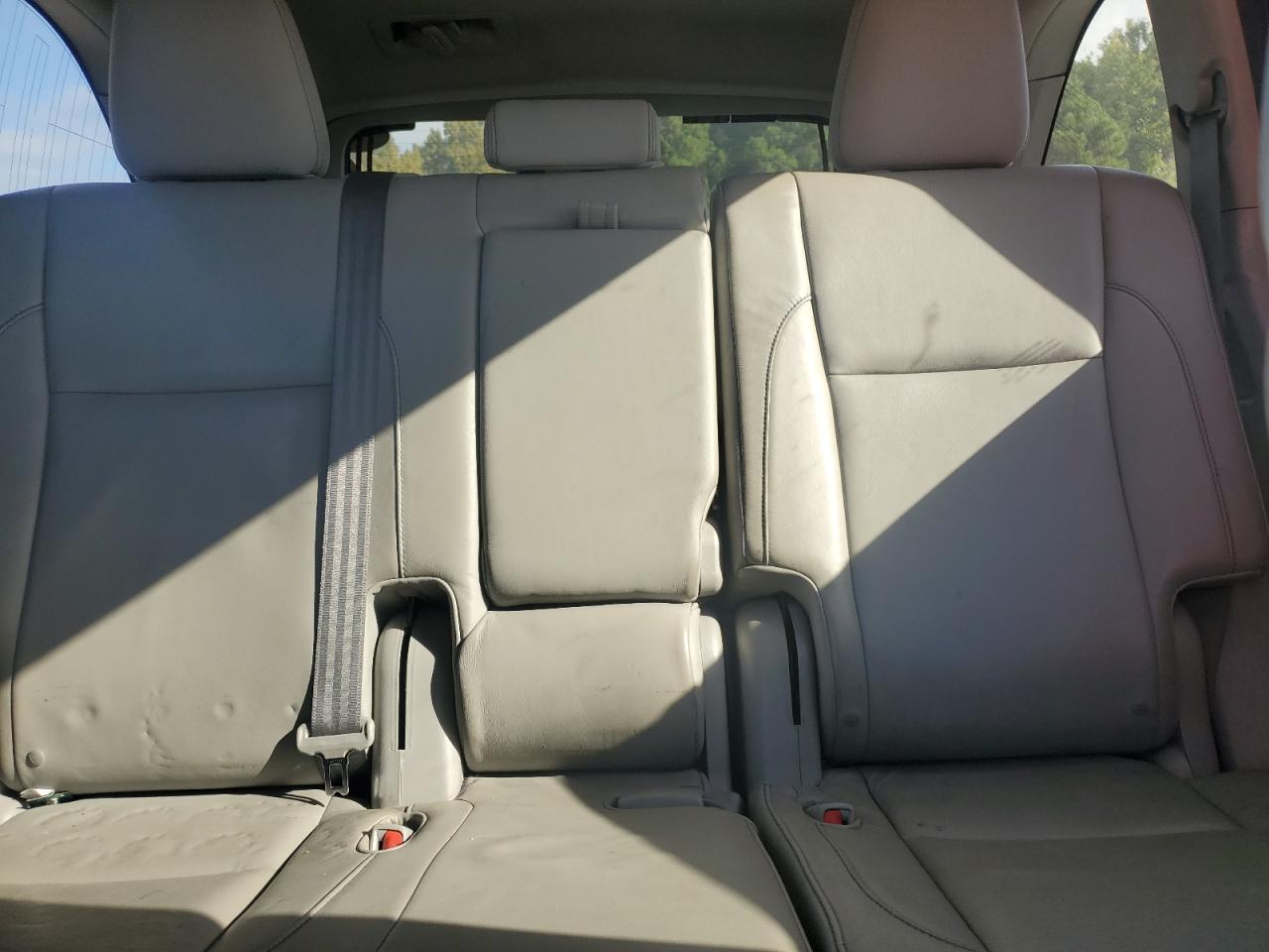 2016 Toyota Highlander Xle VIN: 5TDKKRFHXGS120660 Lot: 85474035