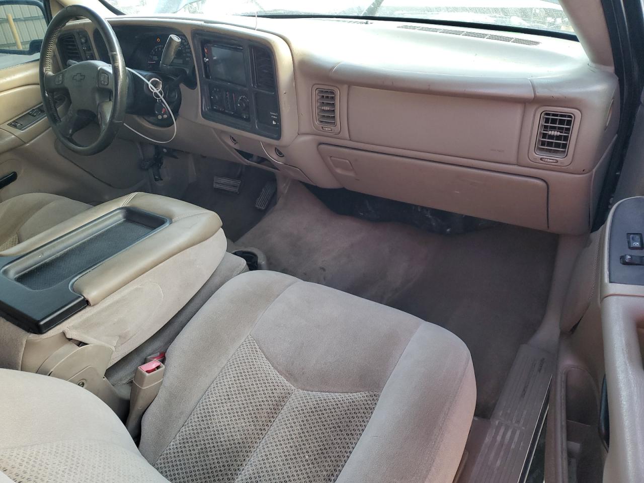 2004 Chevrolet Silverado K1500 VIN: 2GCEK19T741208633 Lot: 84893075