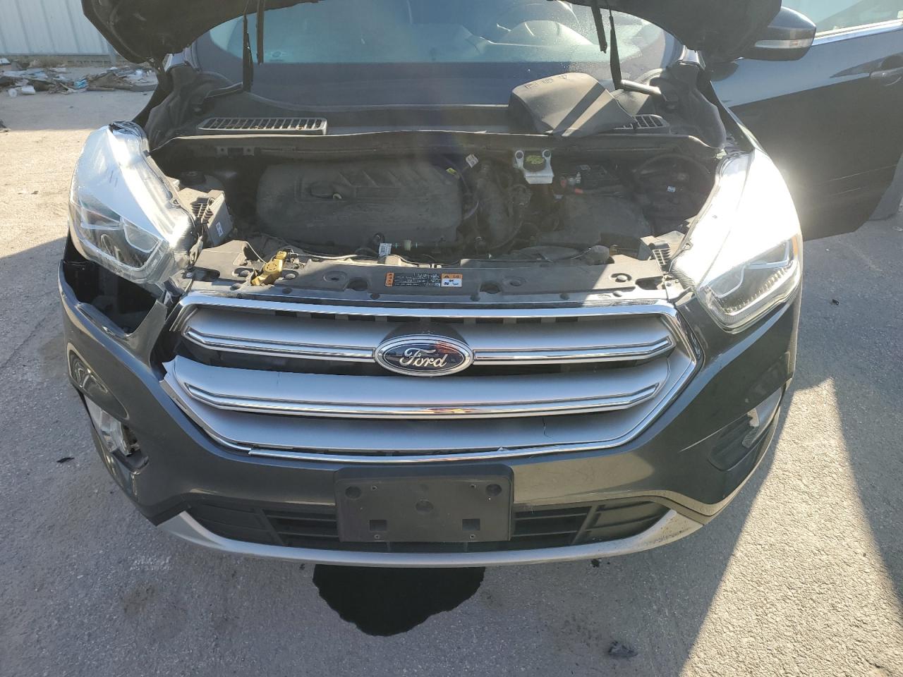 2017 Ford Escape Titanium VIN: 1FMCU9JD0HUD20183 Lot: 89818555