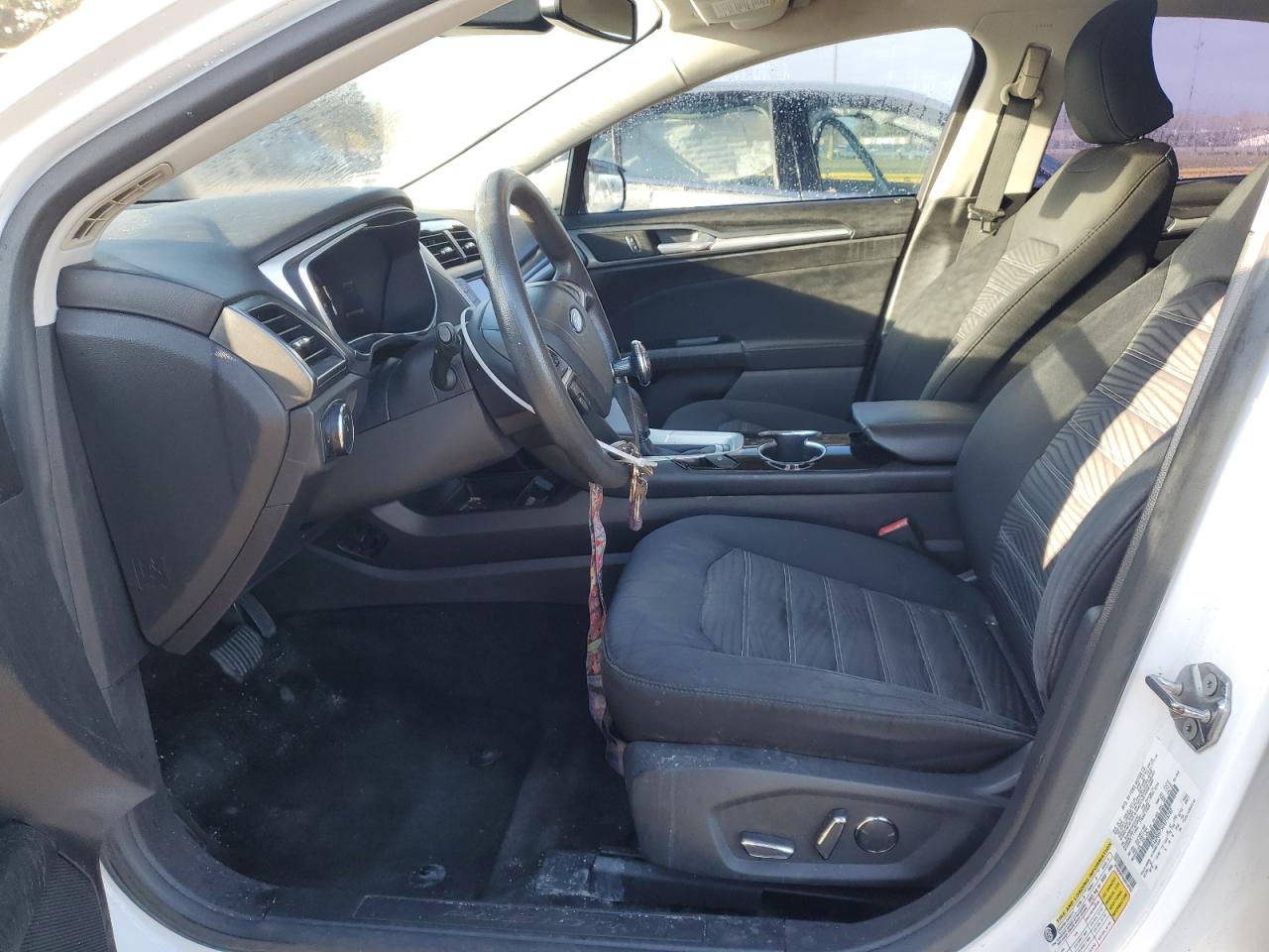 2016 Ford Fusion Se VIN: 3FA6P0H75GR218782 Lot: 89898605