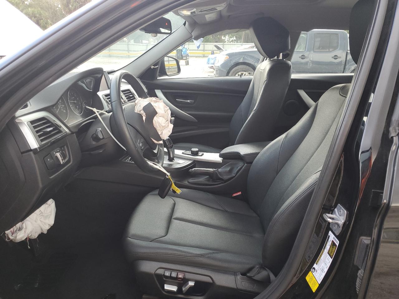 2018 BMW 320 I VIN: WBA8A9C58JK623106 Lot: 84813205