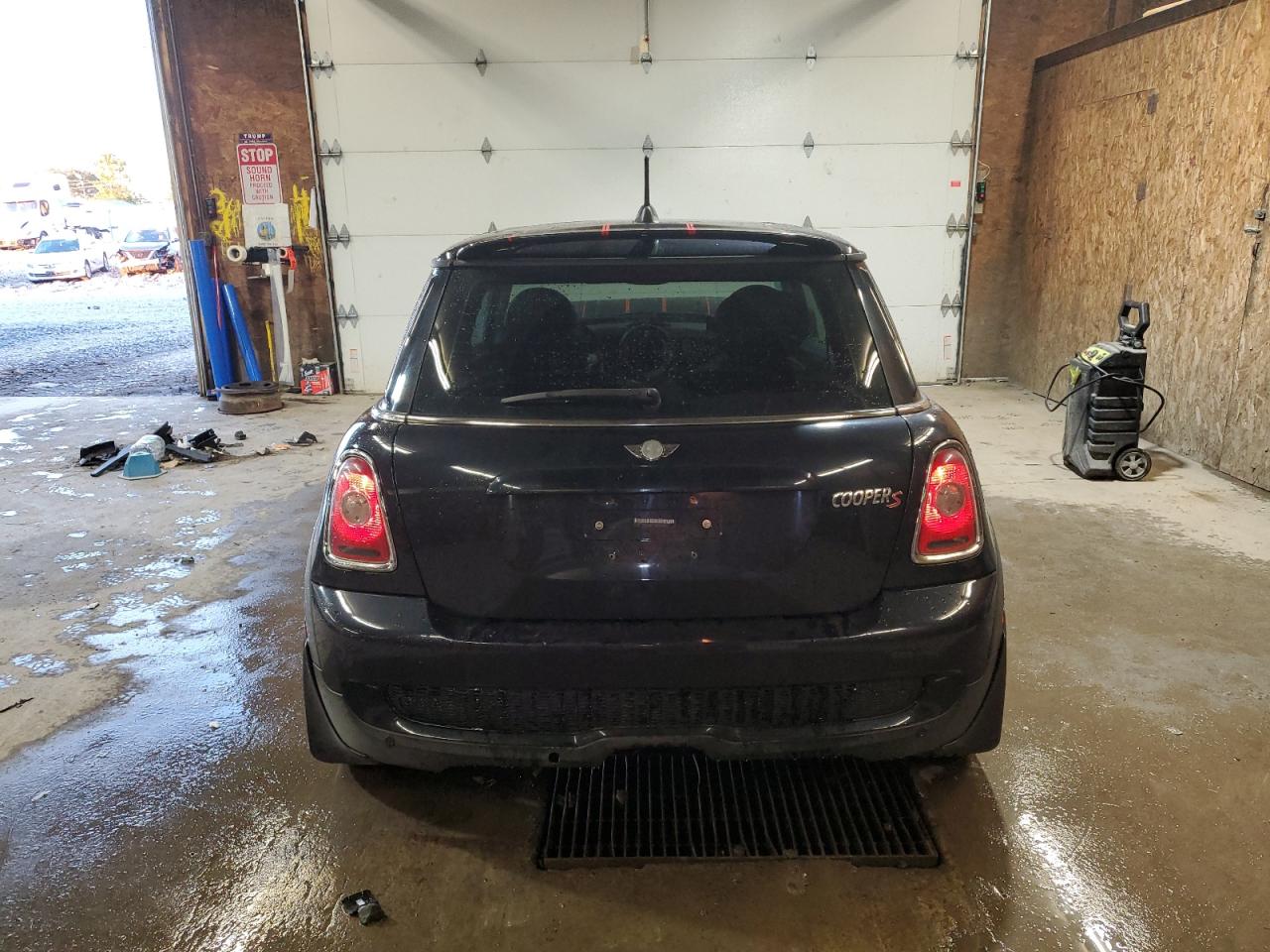 2007 Mini Cooper S VIN: WMWMF73557TT85948 Lot: 86838225